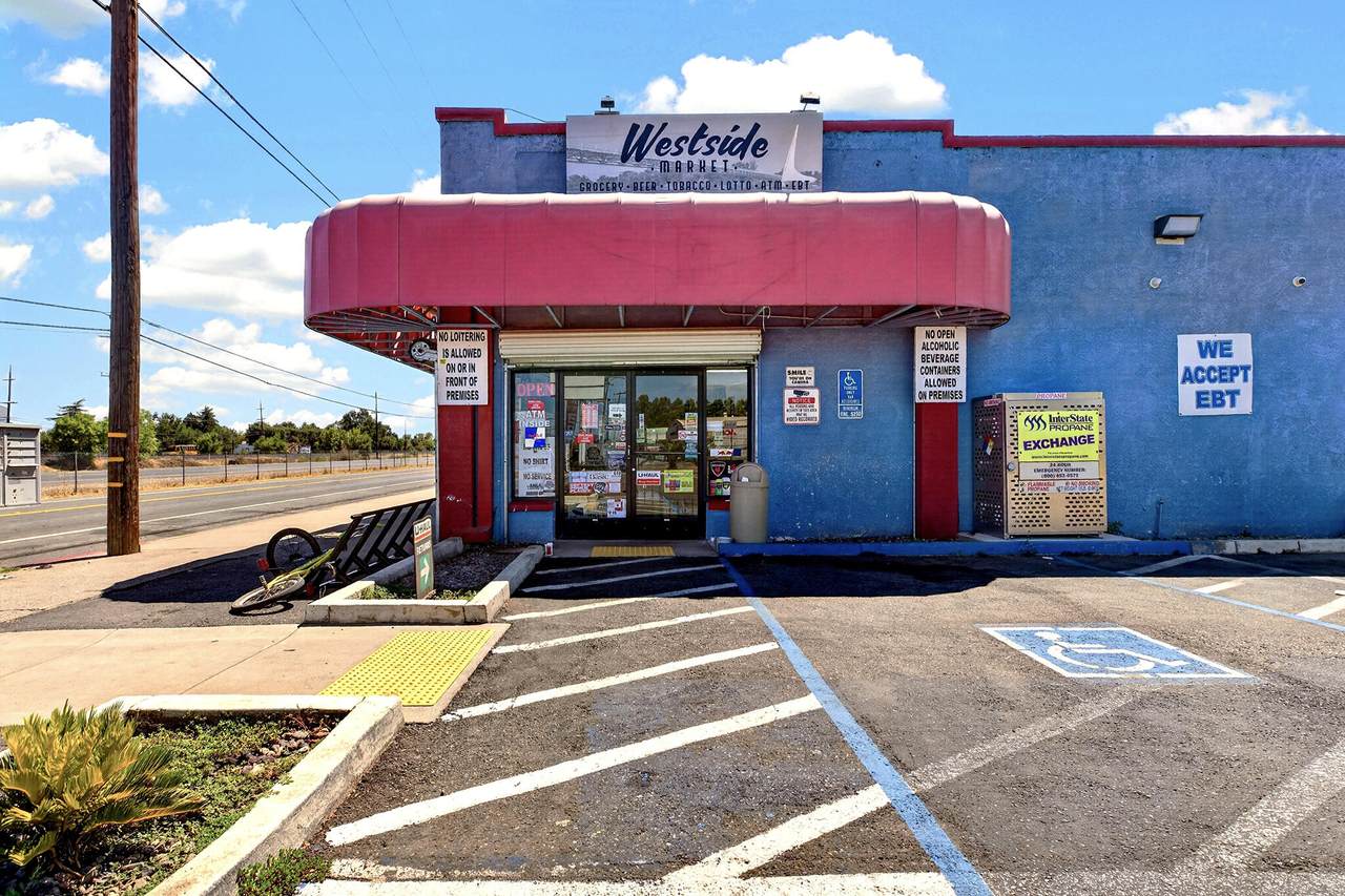 4560 Westside Road - Photo 1