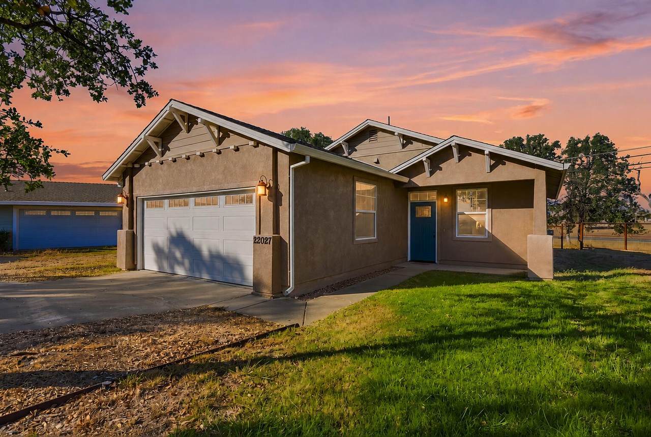 22027 Rainbow Ridge Place - Photo 1