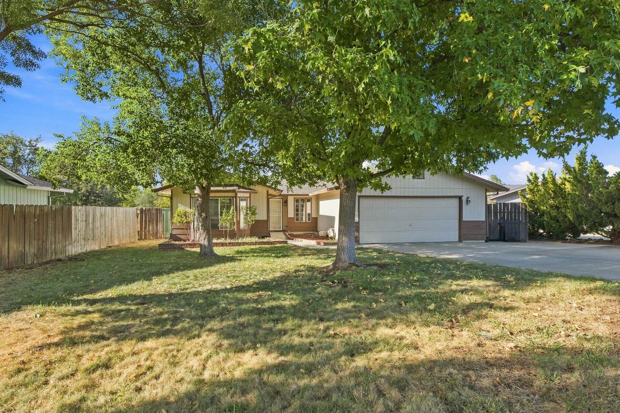 2252 Badger Court - Photo 1