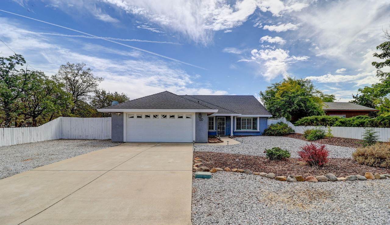 22317 River View Drive - Photo 1