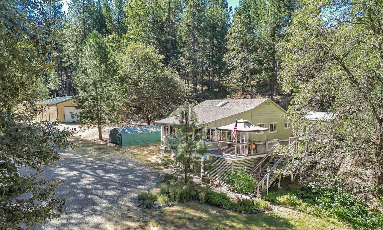 1541 Lewiston Road - Photo 1