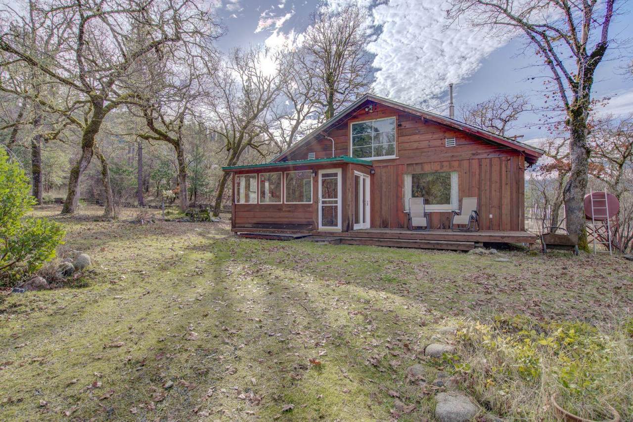 441 Creekside Road - Photo 1
