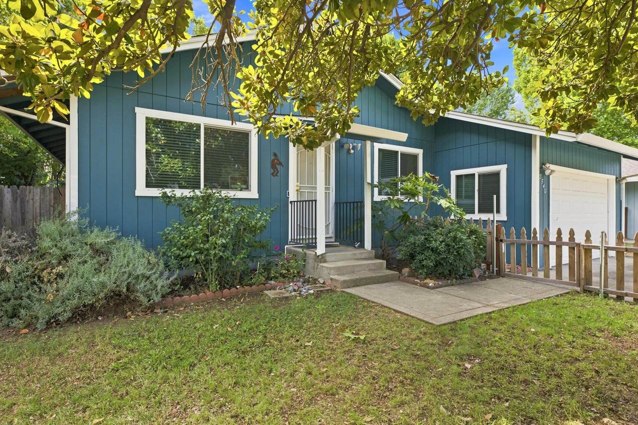 2540 Lupine Street - Photo 1
