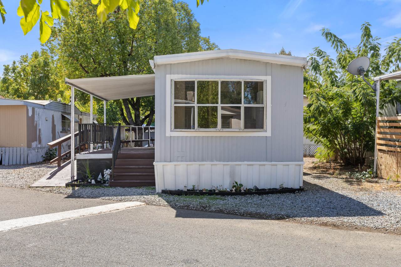 2200 Jewell Lane - Photo 1