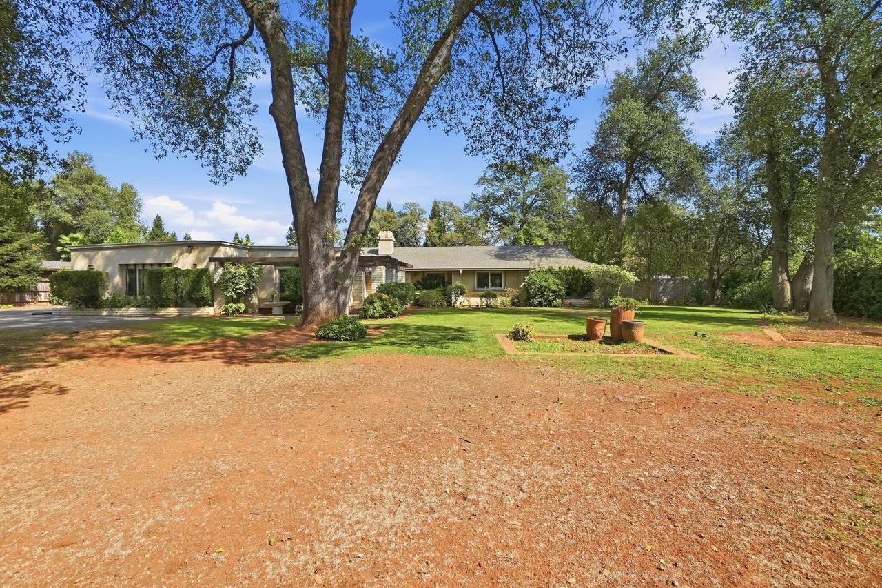 4935 Saratoga Drive - Photo 1