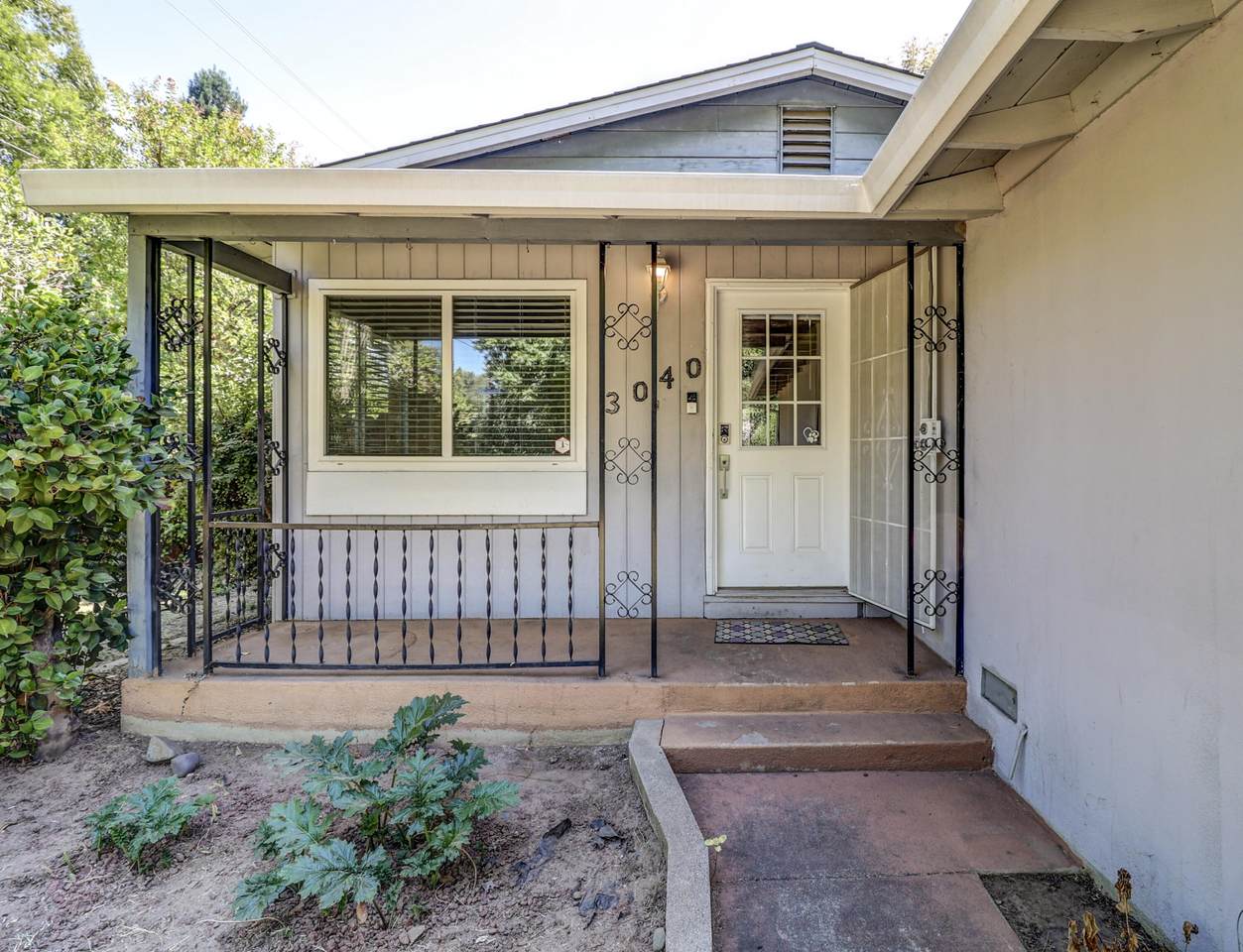 3040 Sharon Avenue - Photo 1
