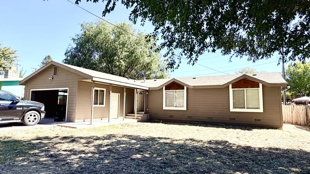 563 Weatherlow Street - Photo 1
