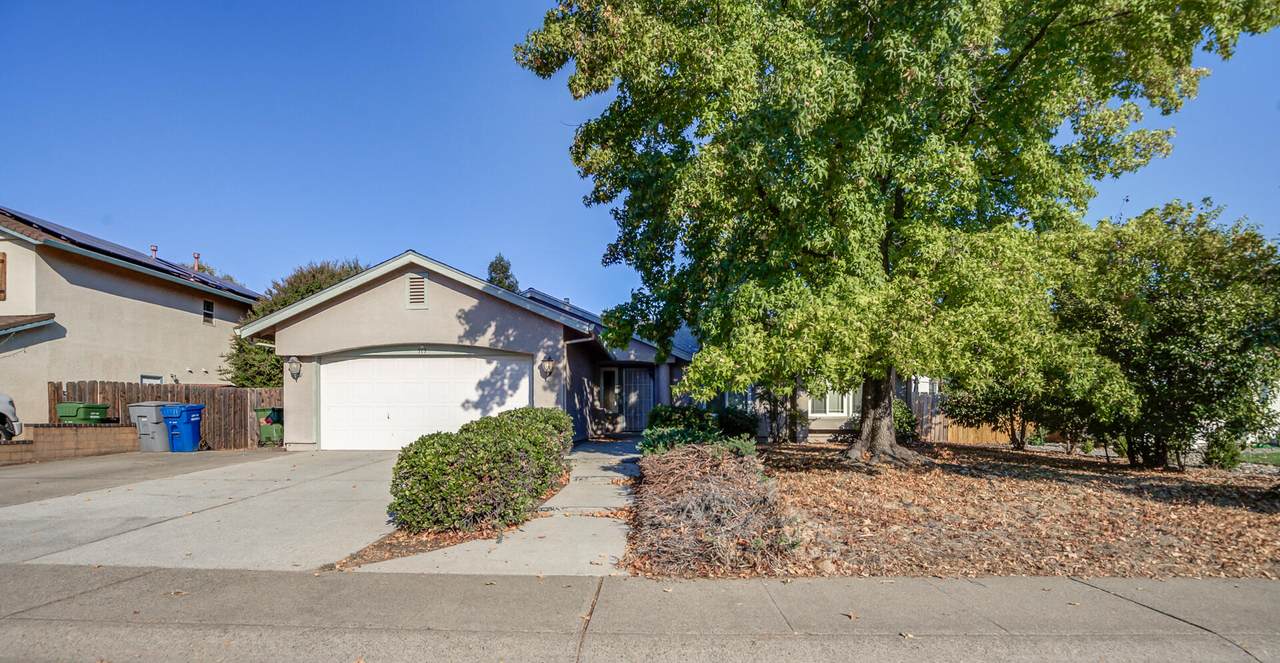 513 Chancellor Boulevard - Photo 1