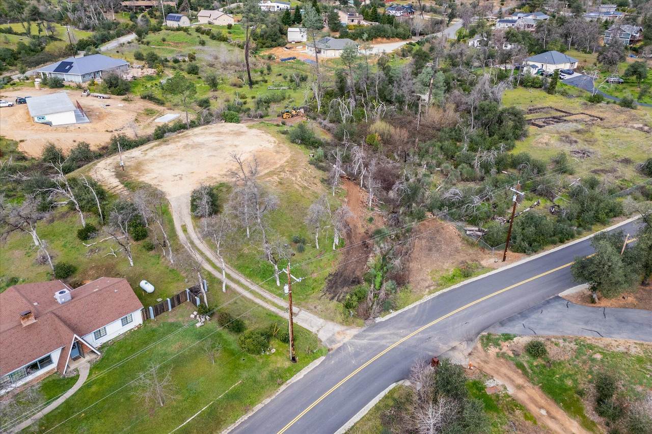 10096 Victoria Drive - Photo 1