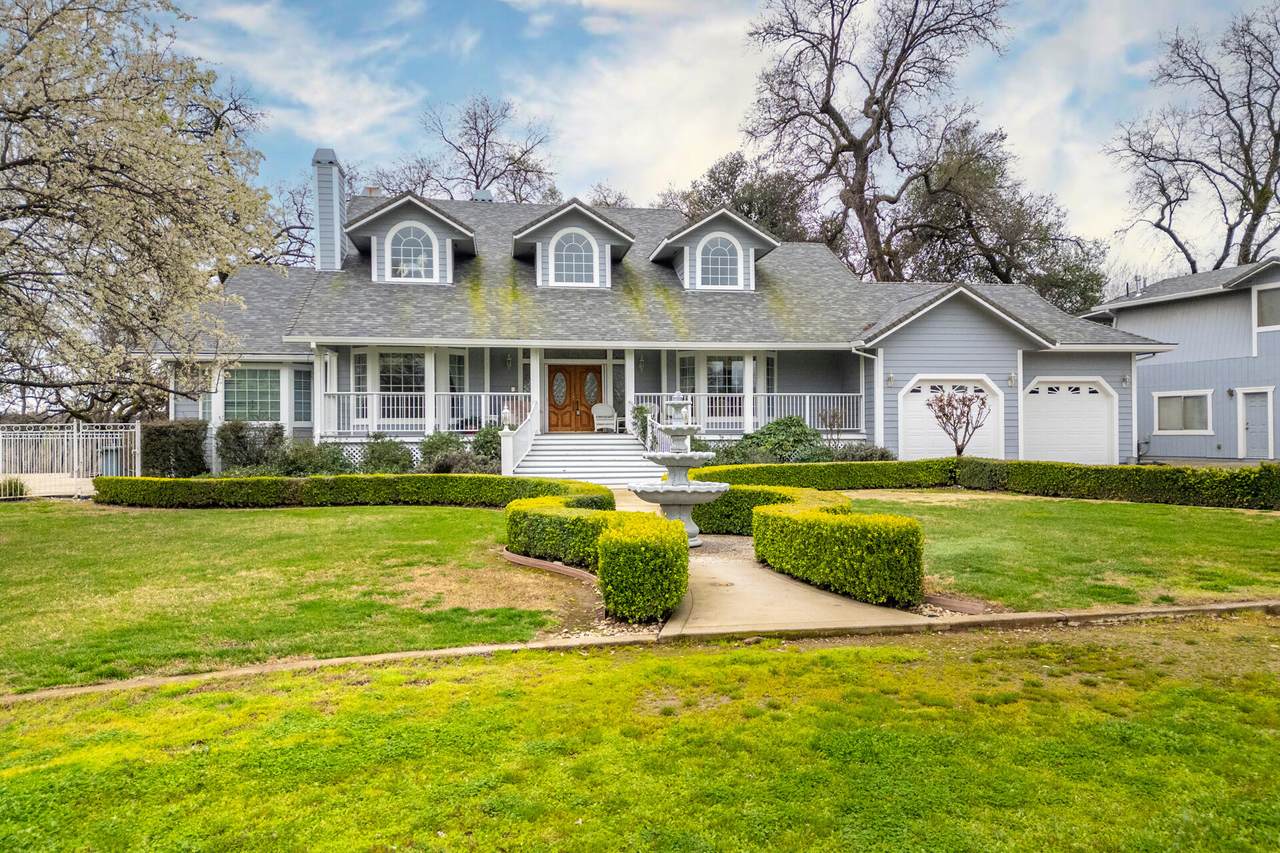 3016 Majestic Oak Circle - Photo 1