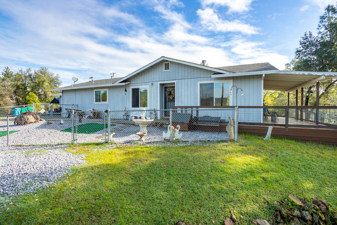 14364 Sundown Drive - Photo 1