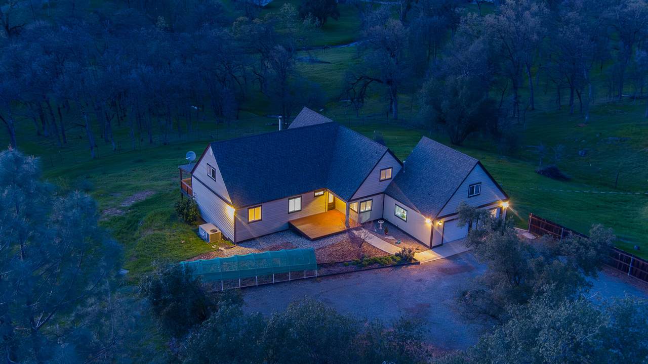 13672 Twin Lakes Lane - Photo 1