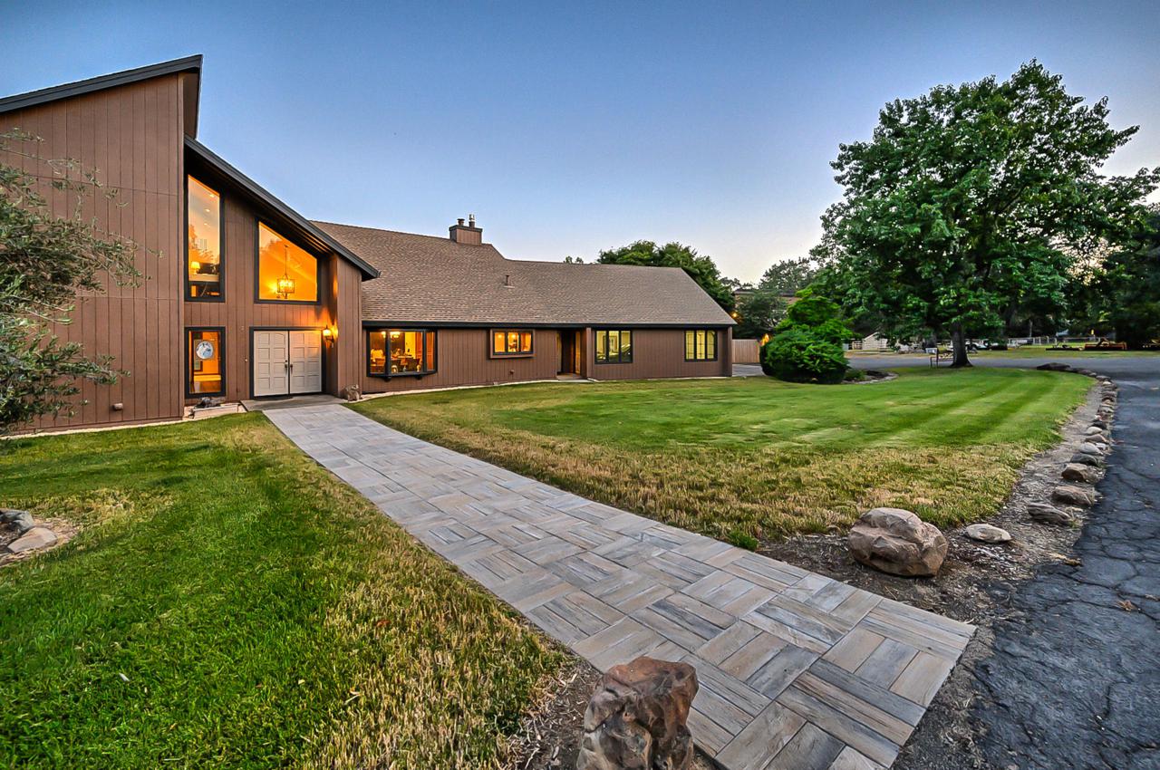 23091 Old 44 Dr - Photo 1