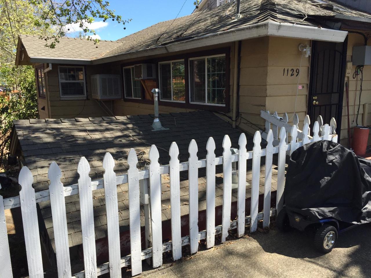 1129 Magnolia Ave - Photo 1