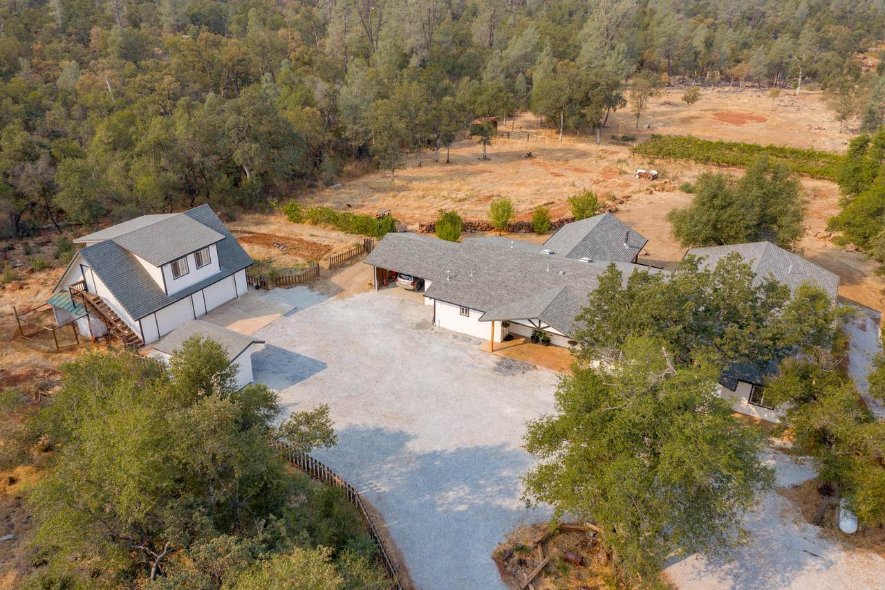 7770 Merrilea Ln - Photo 1