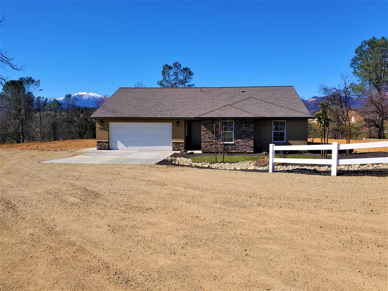 3425 Americana Way - Photo 1
