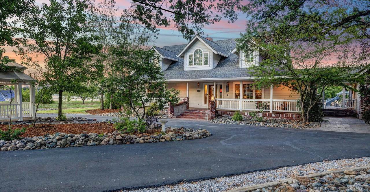 8249 Maynard Rd - Photo 1