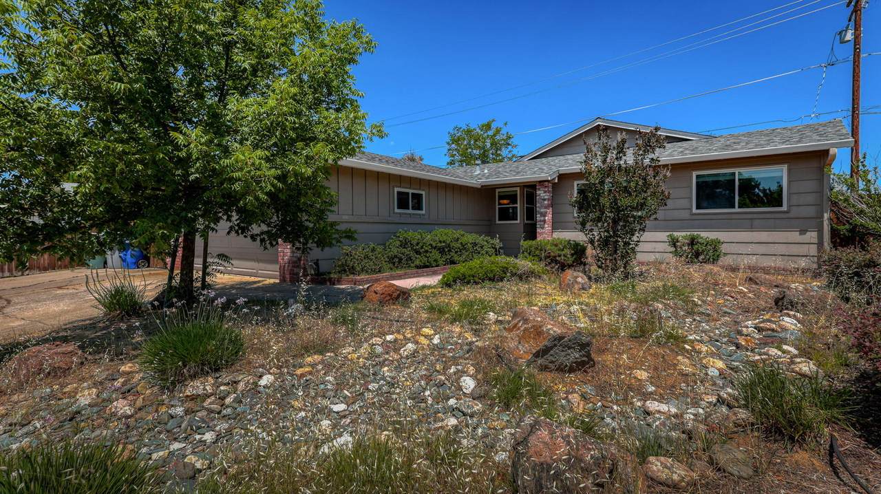 6733 El Camino Dr - Photo 1