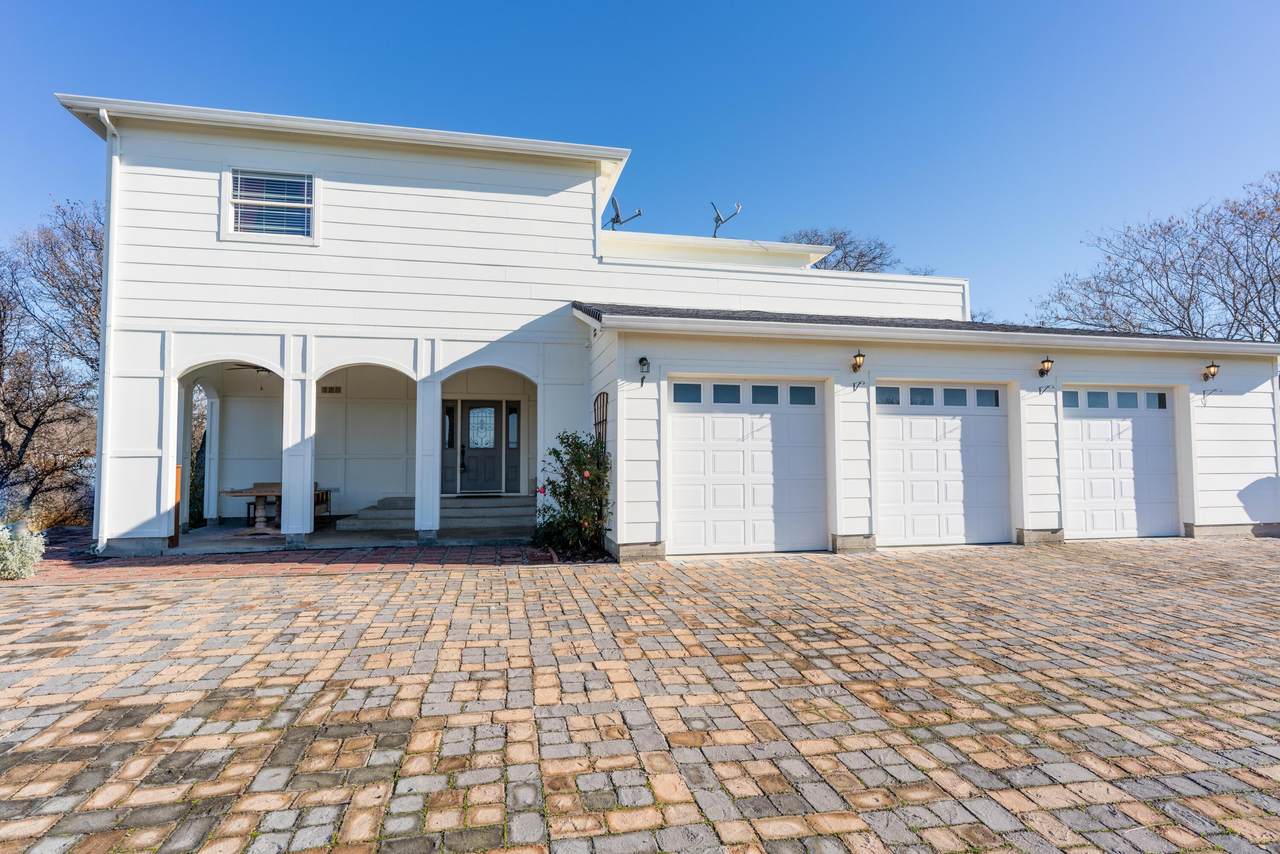 18762 Palomino Dr - Photo 1