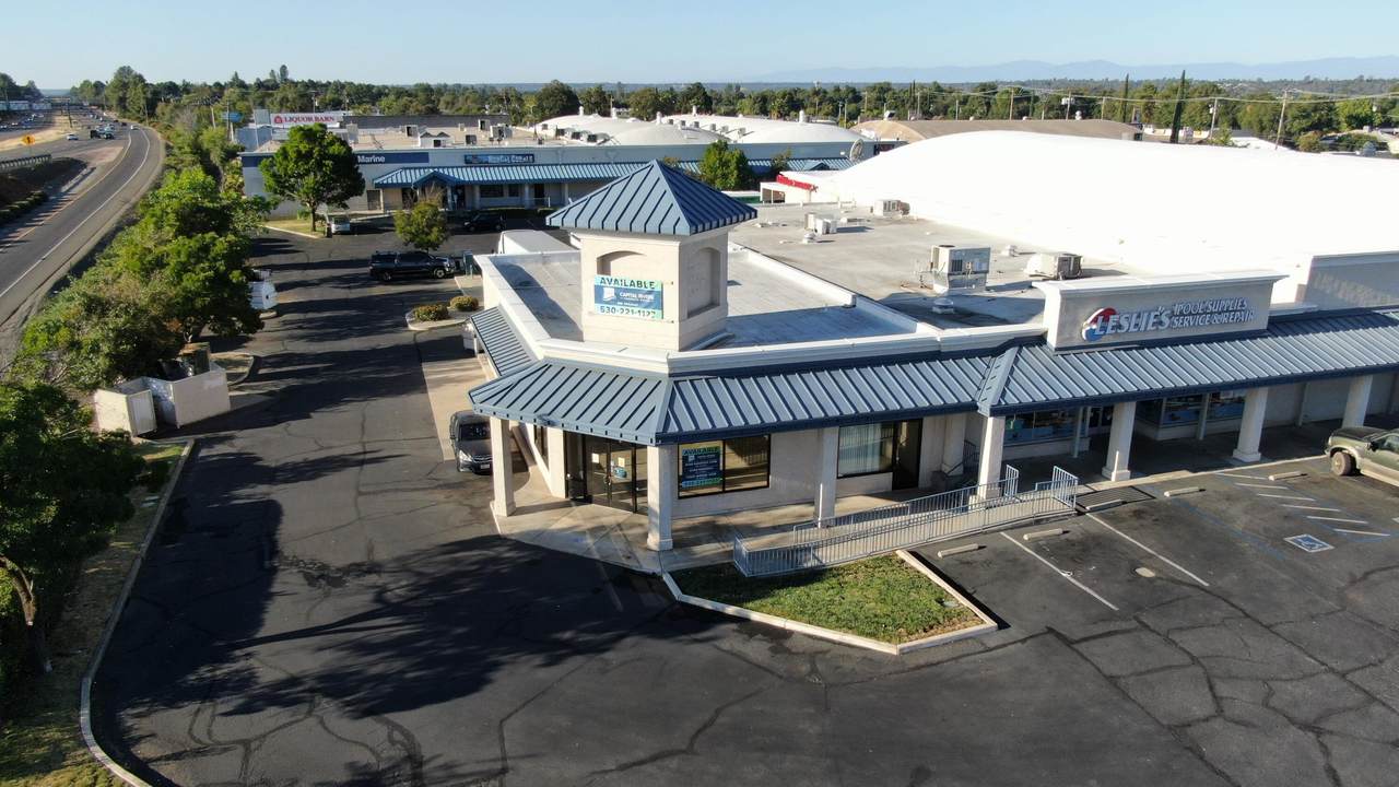 555 Cypress Avenue - Photo 1