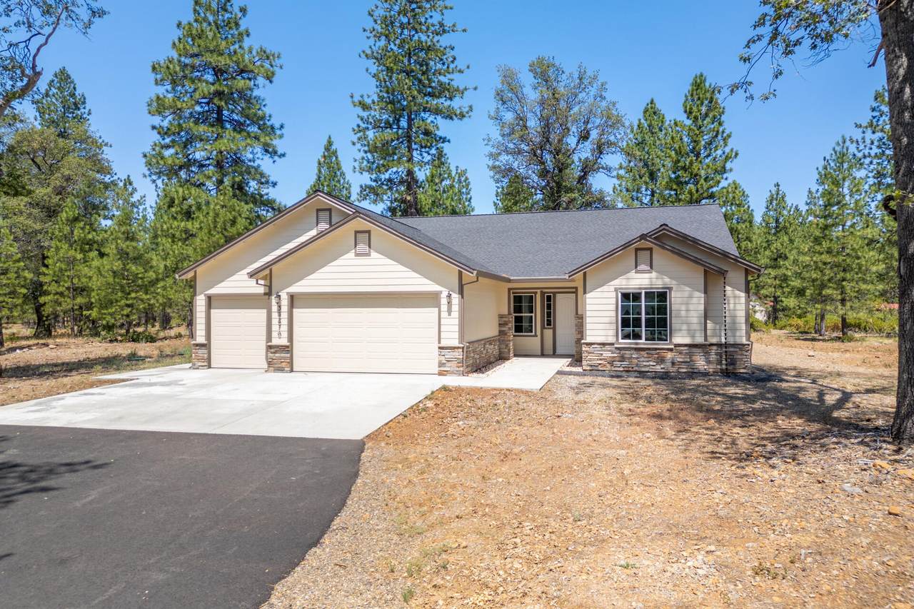 32870 Broomsedge Place - Photo 1