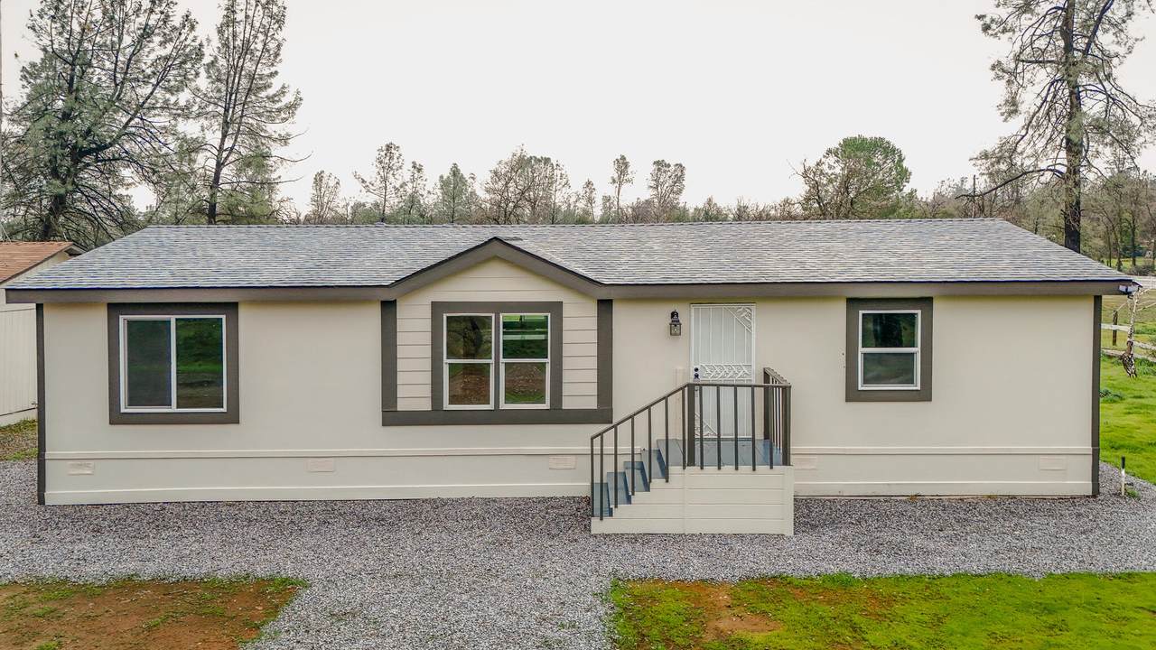 6313 Oak Street - Photo 1