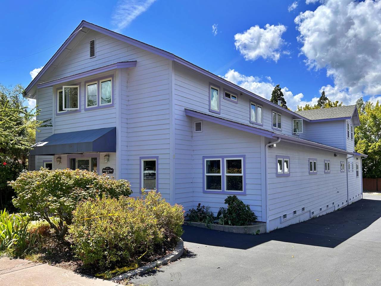 721 Pine Street - Photo 1