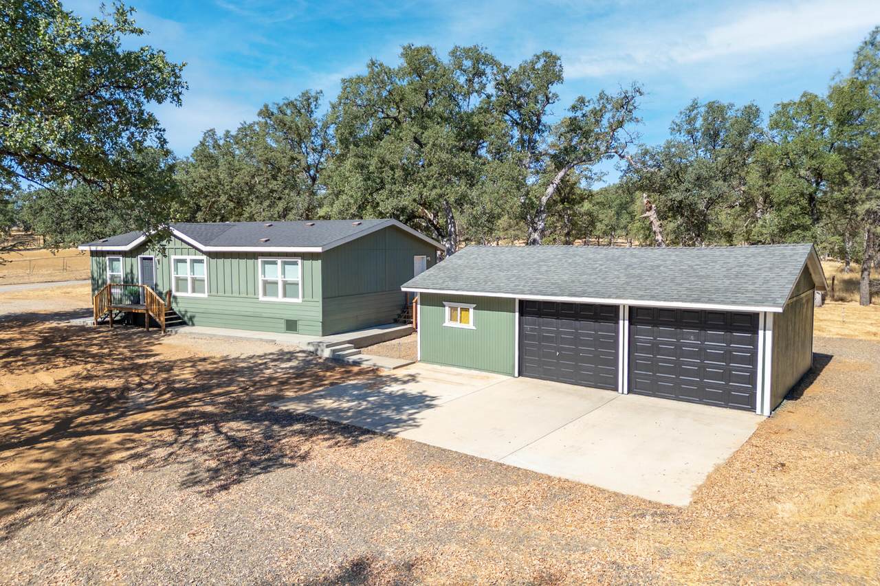 3854 Oak Lane - Photo 1