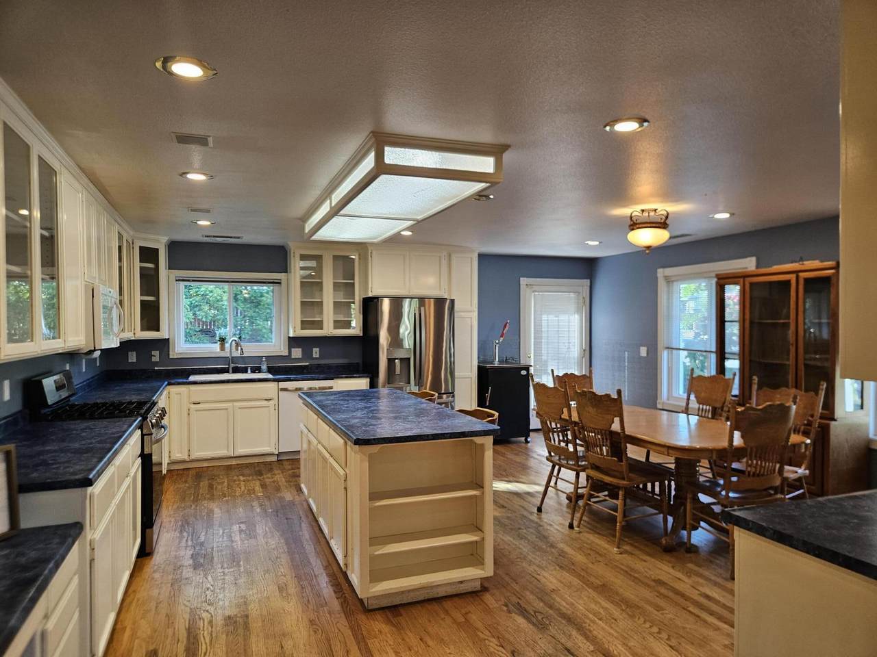 6572 Jonella Way - Photo 1