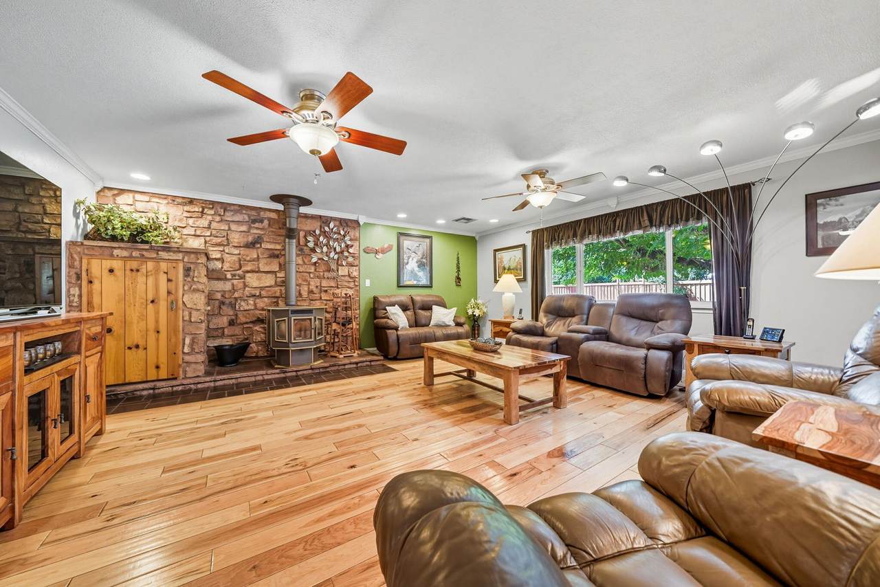 20260 River Valley Drive - Photo 1