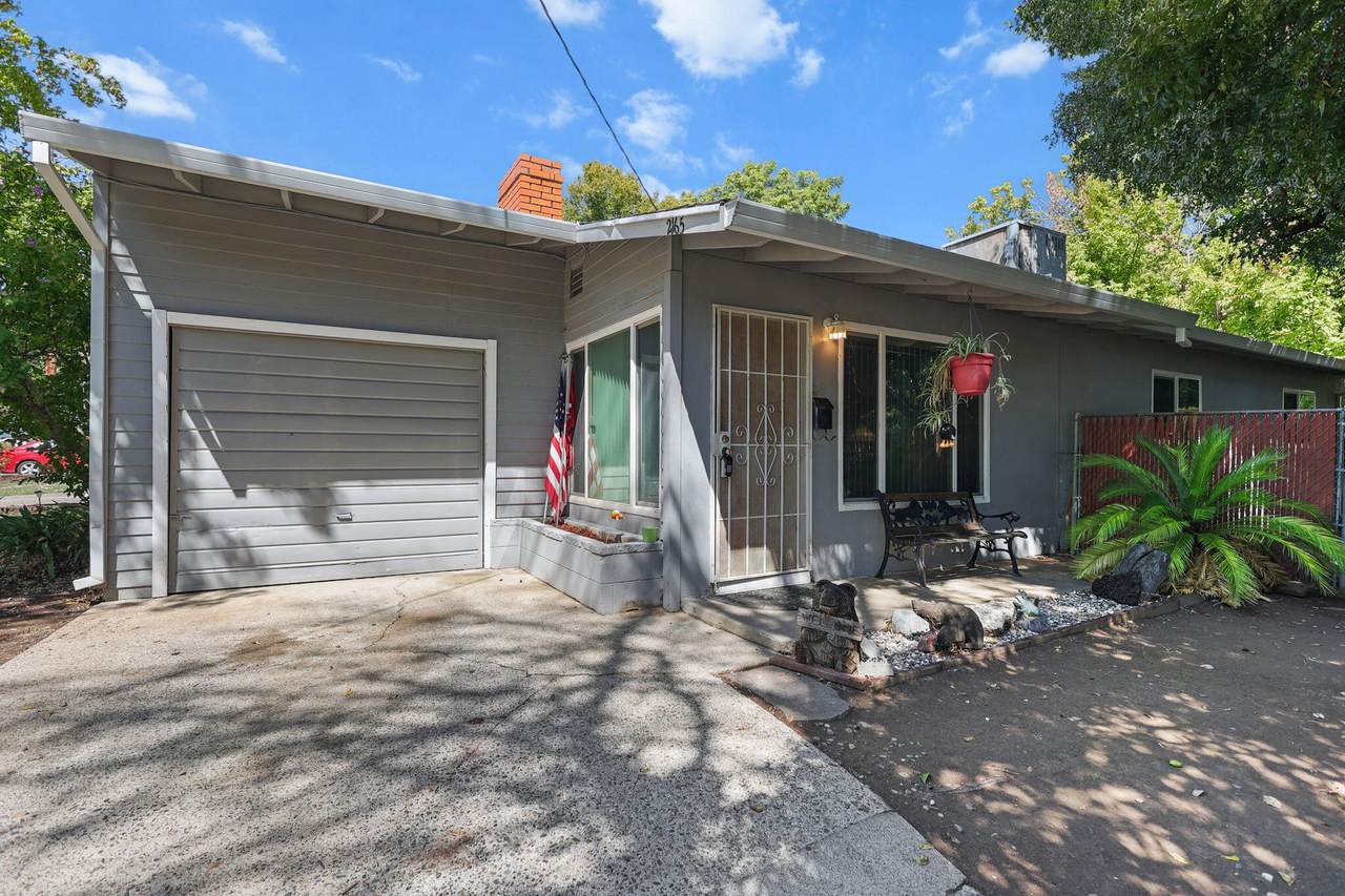 2165 Paris Avenue - Photo 1