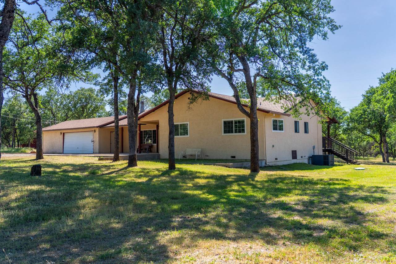 18375 Bywood Drive - Photo 1