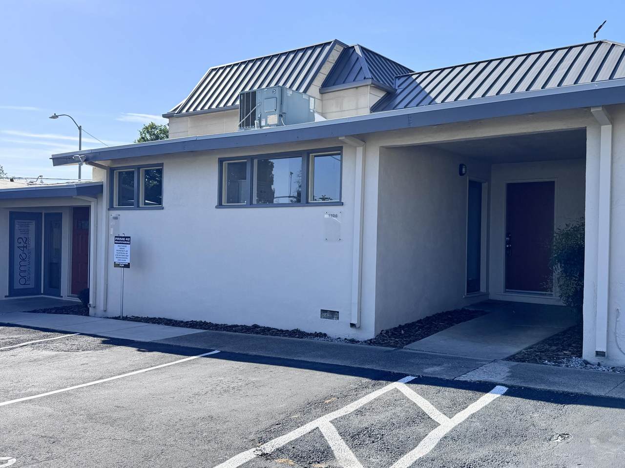 1324 Court Street - Photo 1