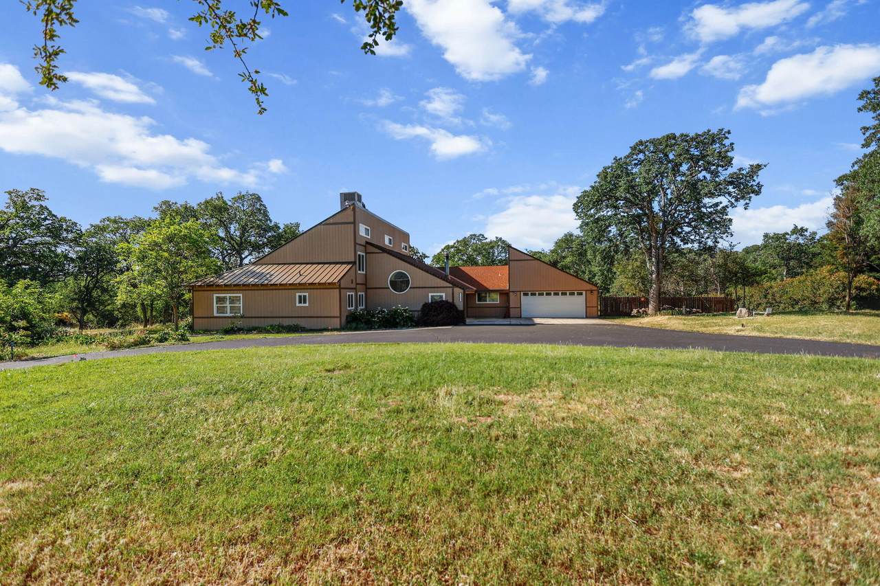 21445 Wilcox Road - Photo 1