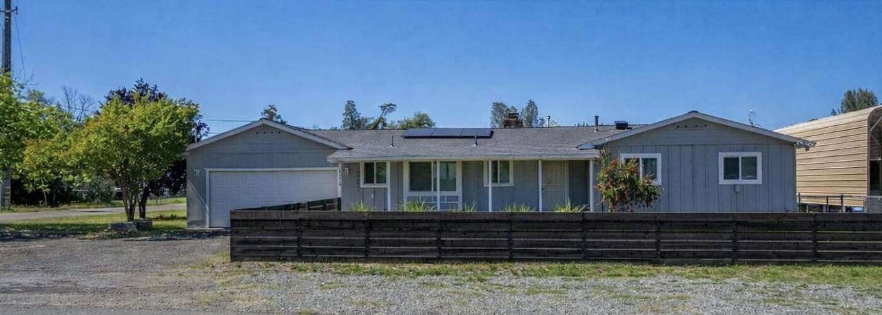 19358 Hill Street - Photo 1