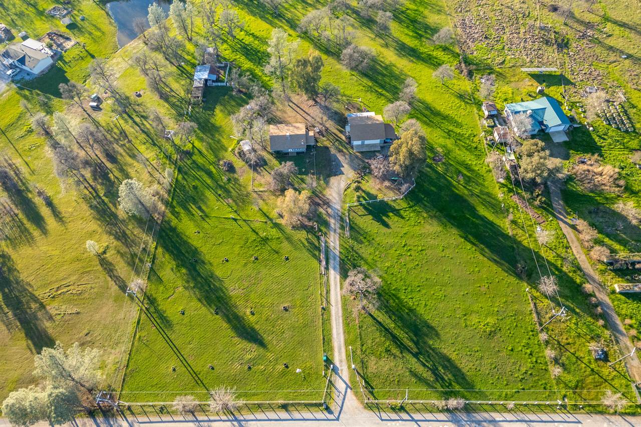 11670 Homestead Lane - Photo 1