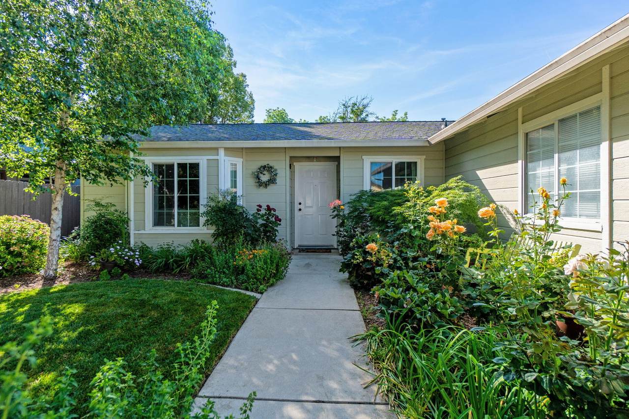 2945 Silo Court - Photo 1