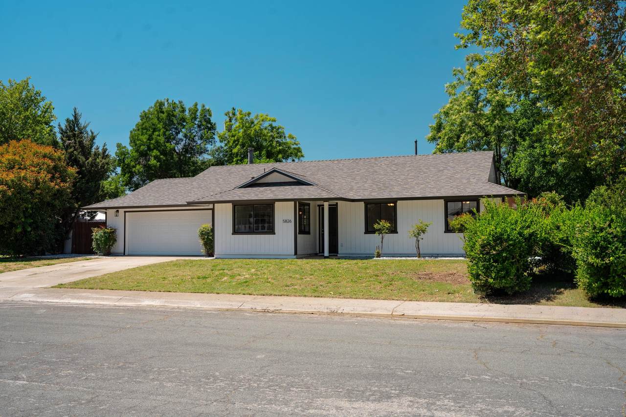 5826 Old Barn Way - Photo 1