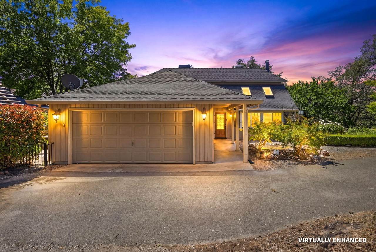 8090 Montgomery Circle - Photo 1