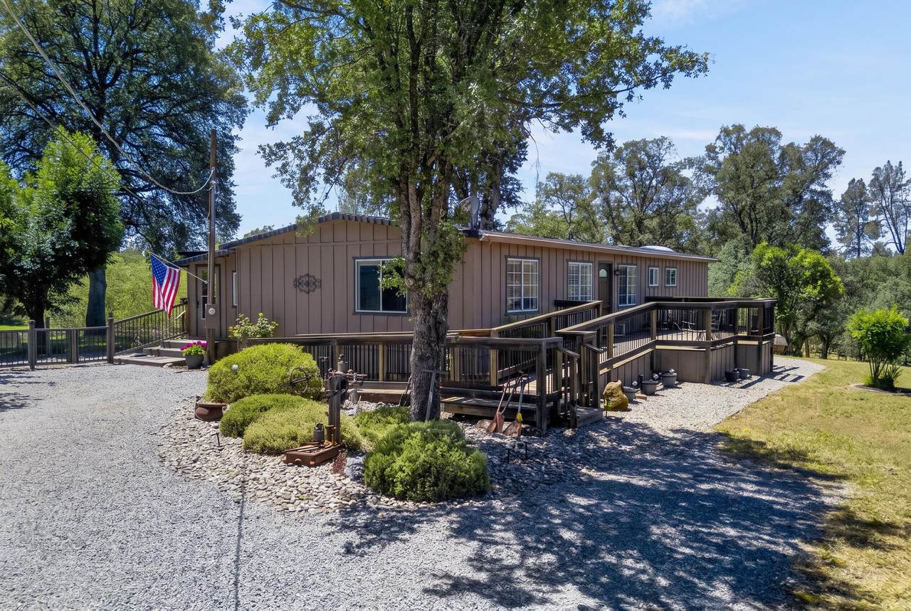 21039 Joanna Way - Photo 1