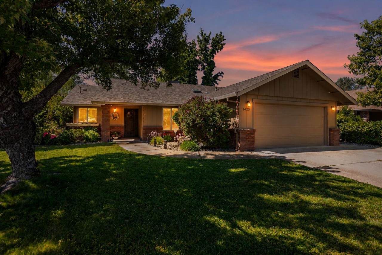 2425 Candlewood Drive - Photo 1