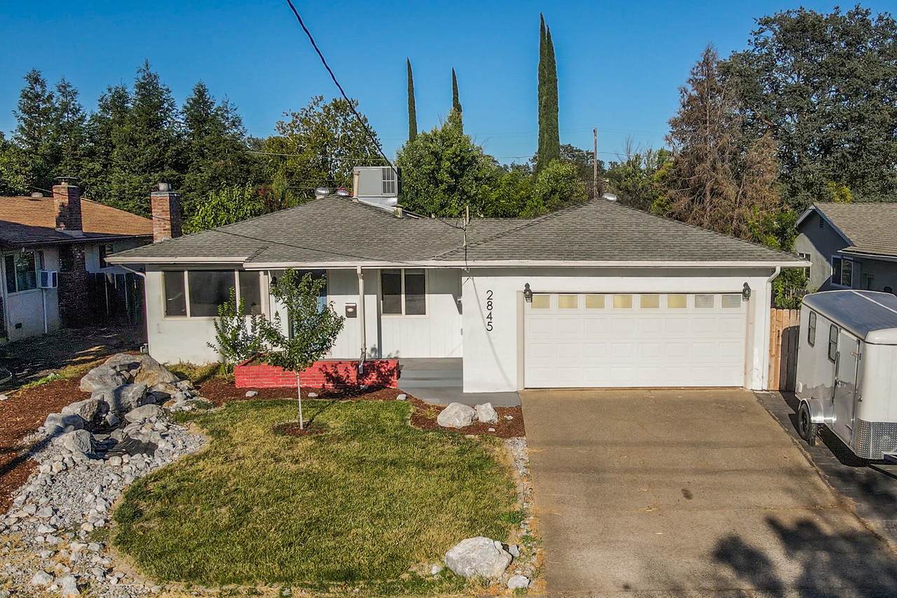2845 Regal Avenue - Photo 1