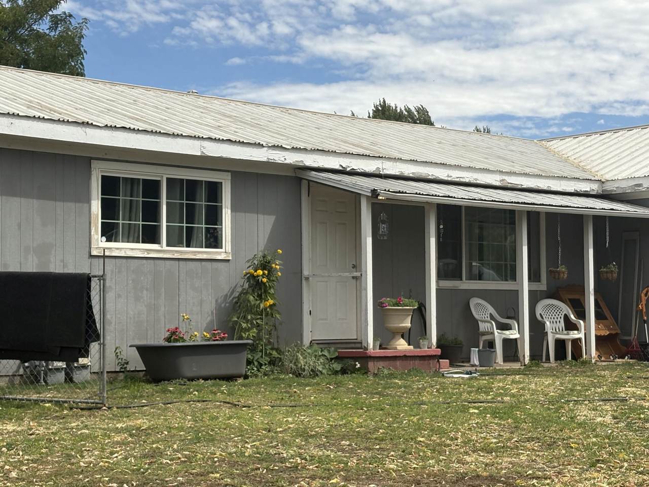 37151 Siskiyou Street - Photo 1