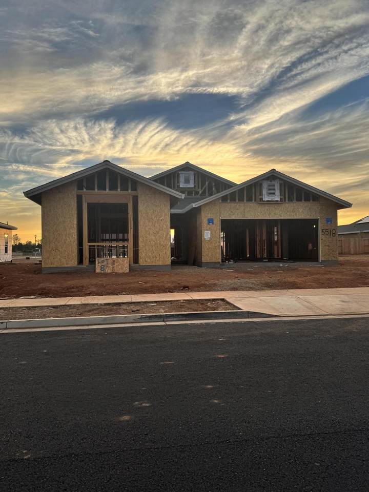 5518 Muir Peak Road - Photo 1