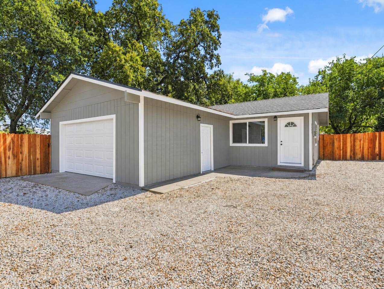 3405 West Street - Photo 1