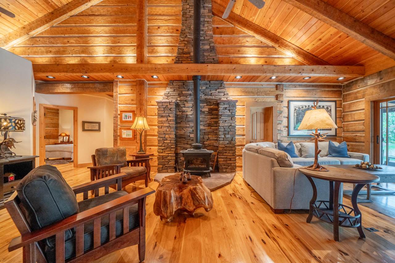 15900 El Camino Robles Road - Photo 1