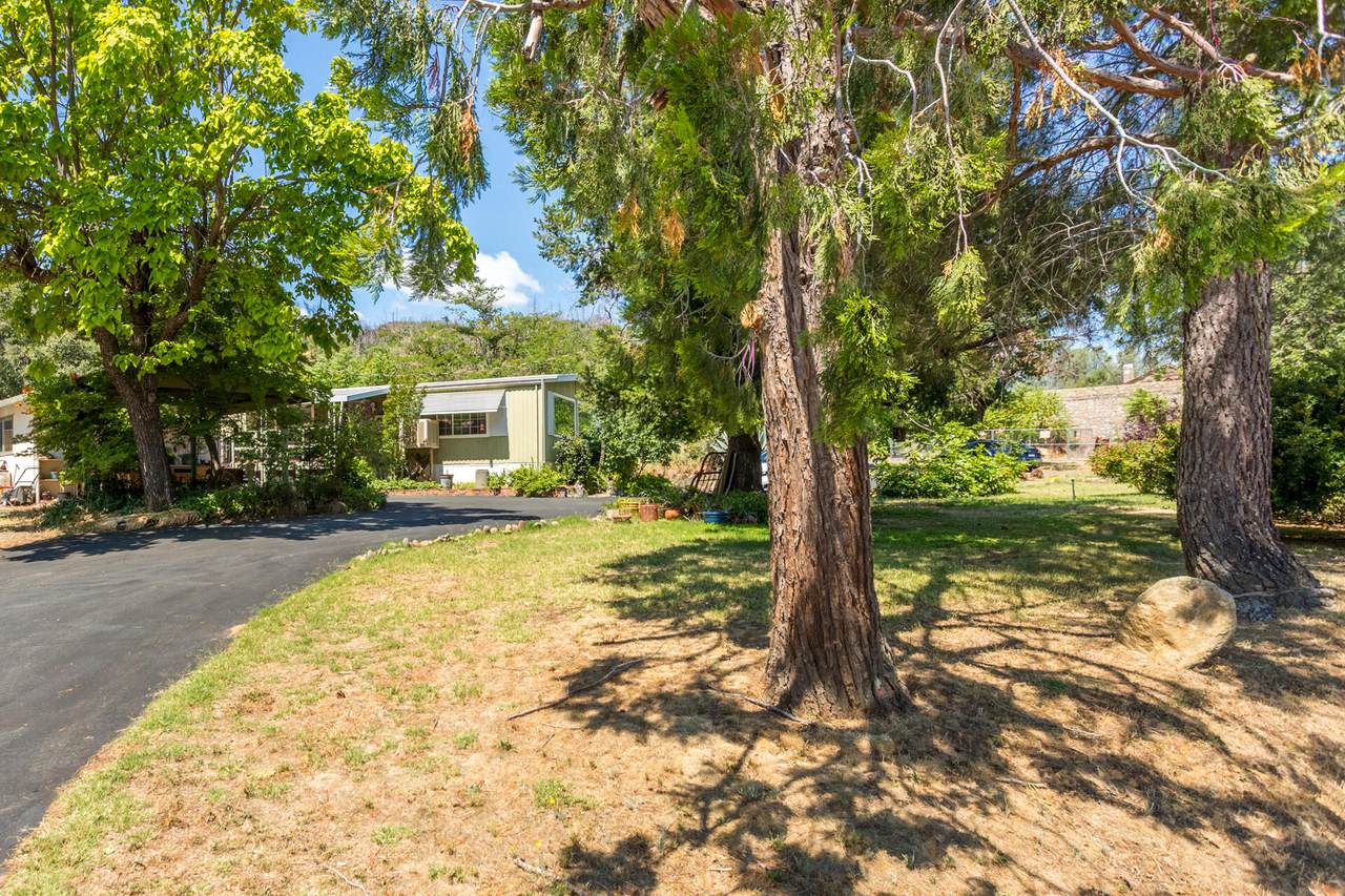 10682 Second Street - Photo 1