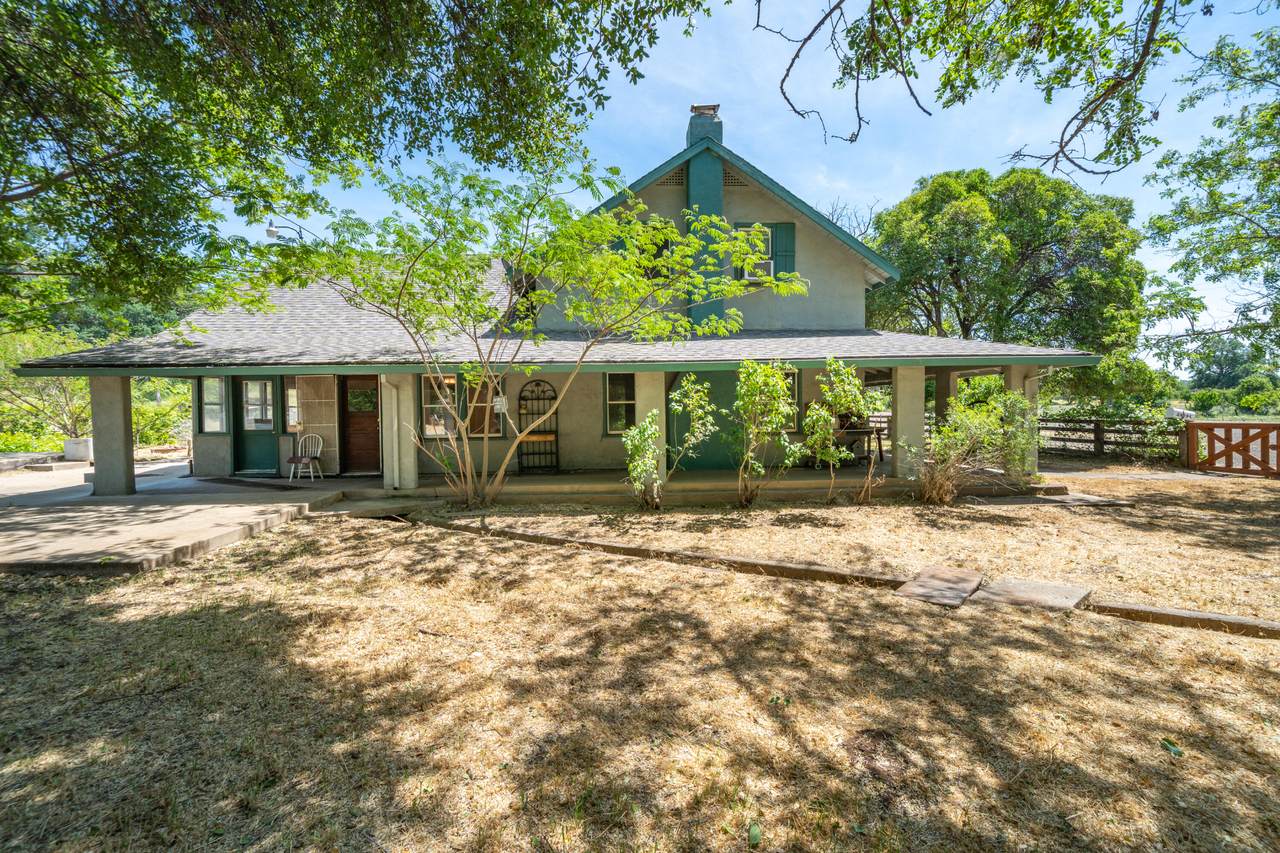 24294 Dersch Road - Photo 1