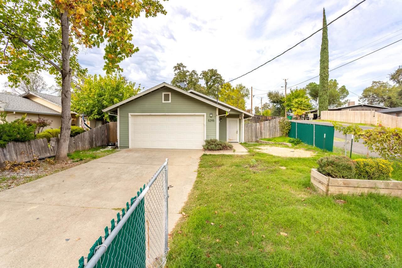 5295 Pine Grove Avenue - Photo 1