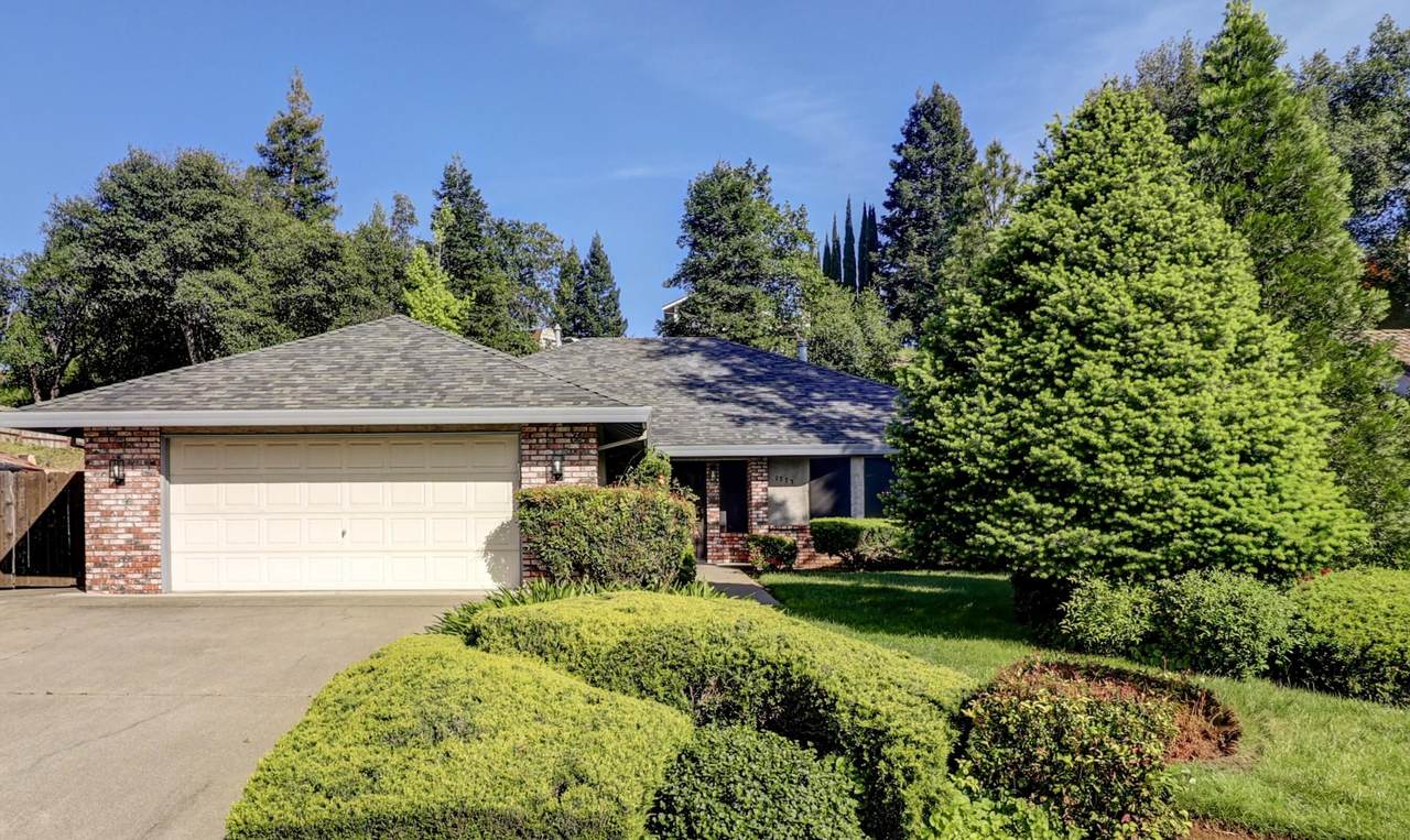 1773 Soda Springs Circle - Photo 1